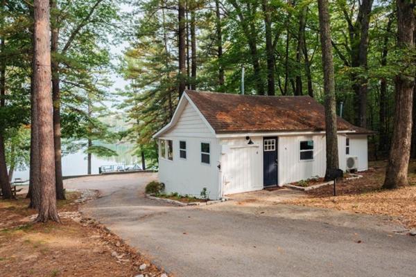 Arbutus Lake 3 Bedroom Cottage Traverse City Exterior photo